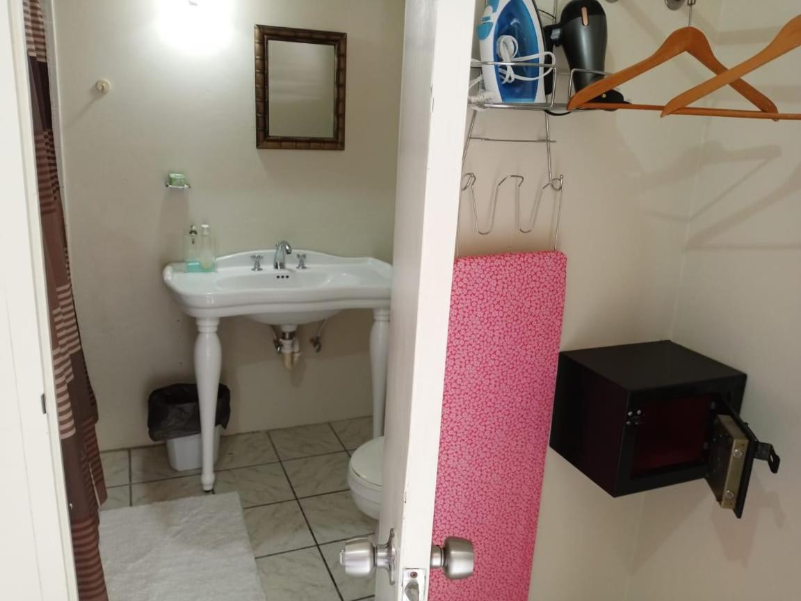 מונטגו ביי Ridgeway Guest House מראה חיצוני תמונה